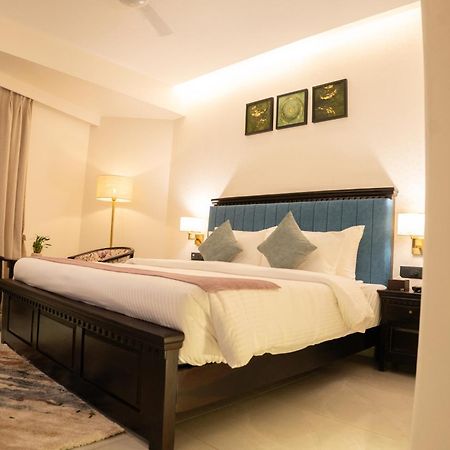 Hotel Pride Elite, Daman Extérieur photo