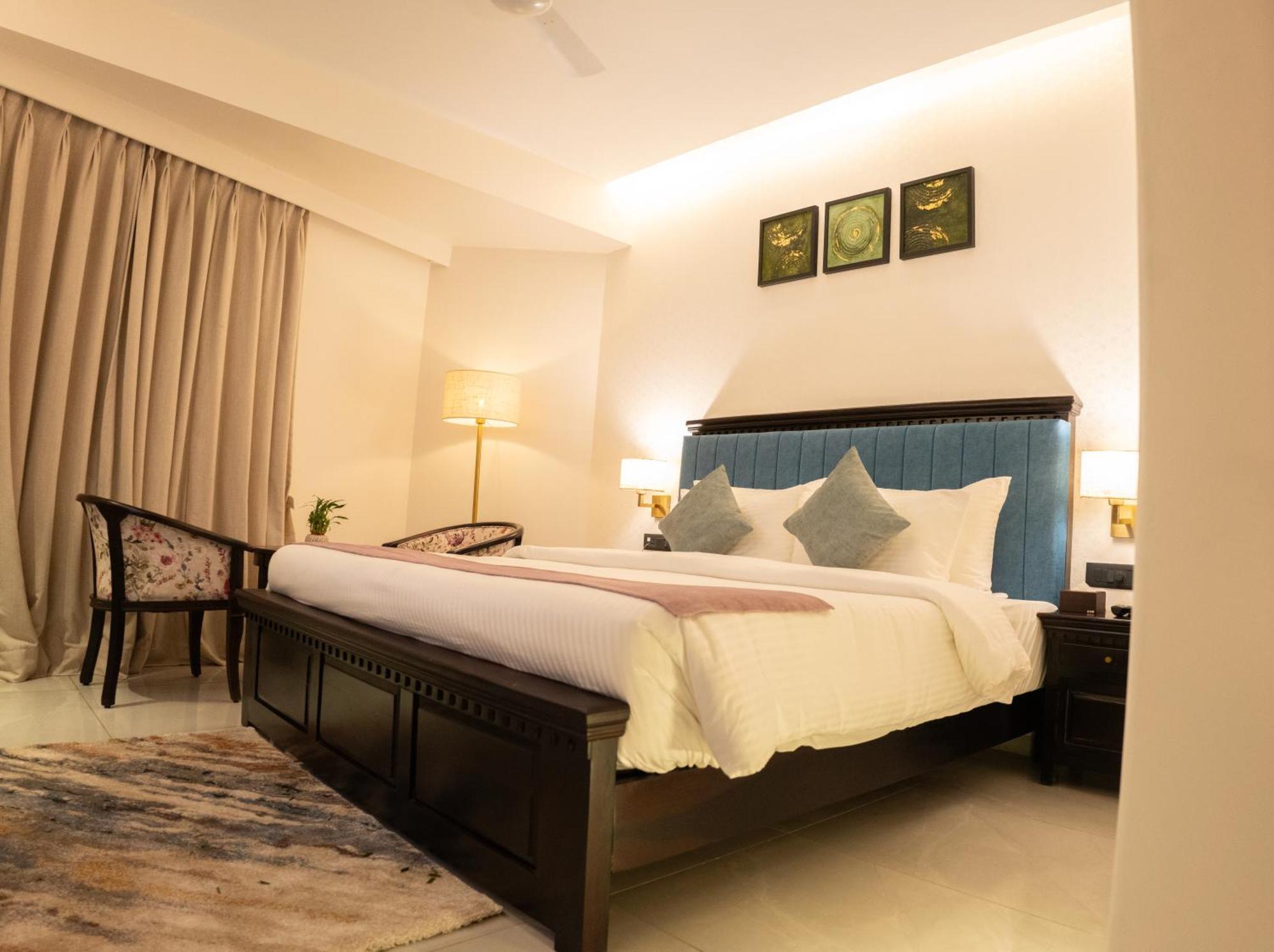 Hotel Pride Elite, Daman Extérieur photo