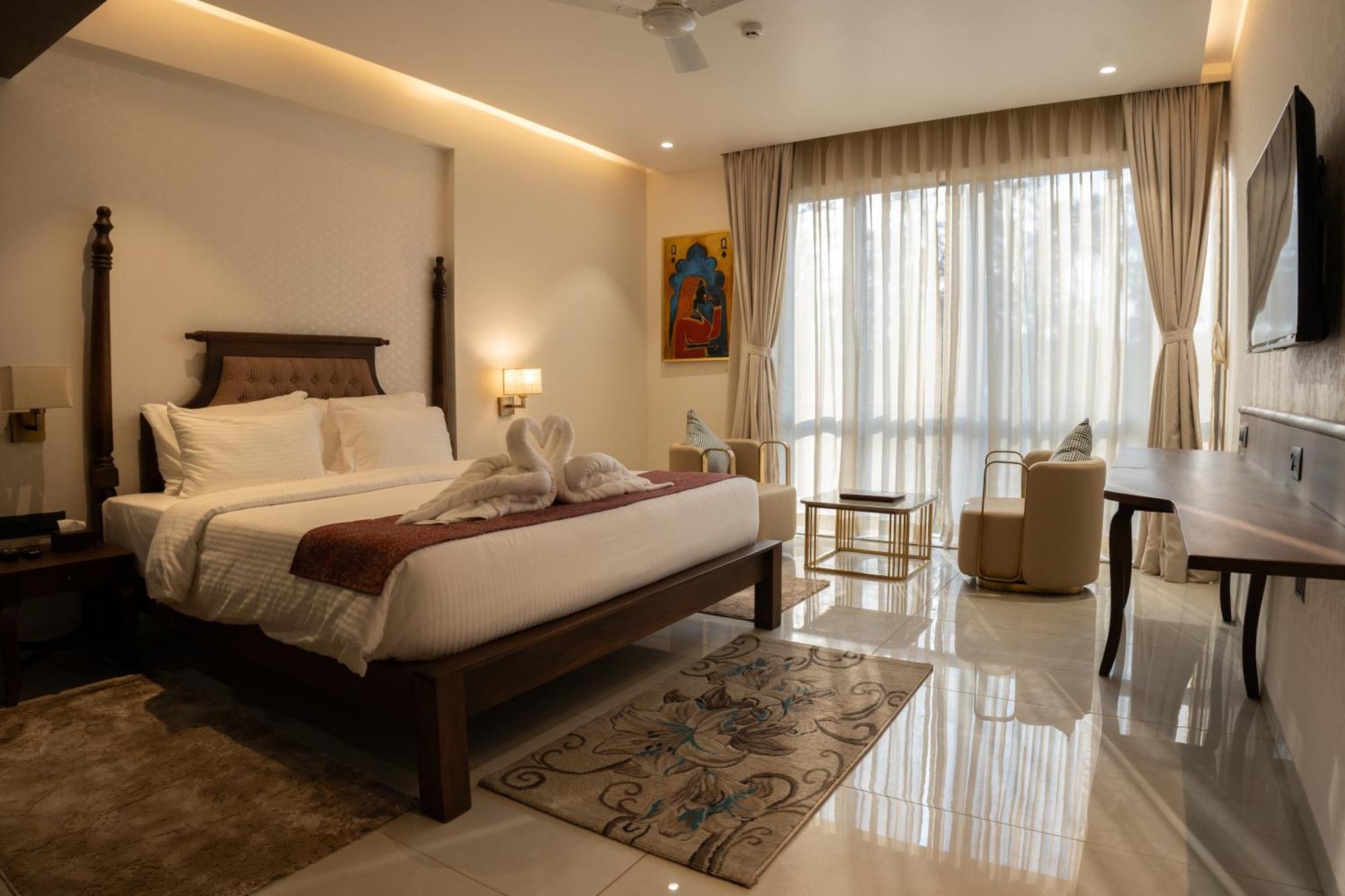 Hotel Pride Elite, Daman Extérieur photo