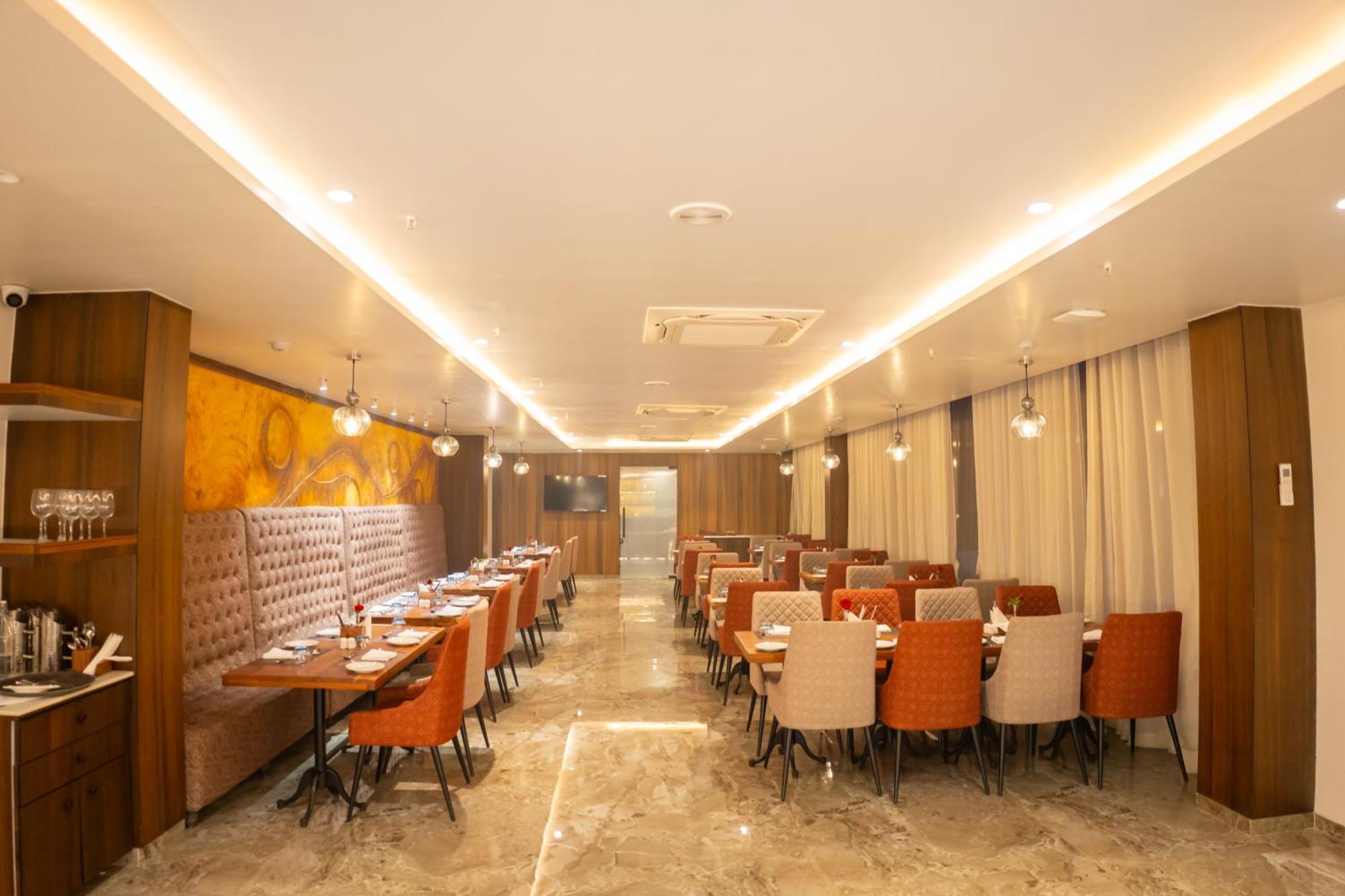 Hotel Pride Elite, Daman Extérieur photo