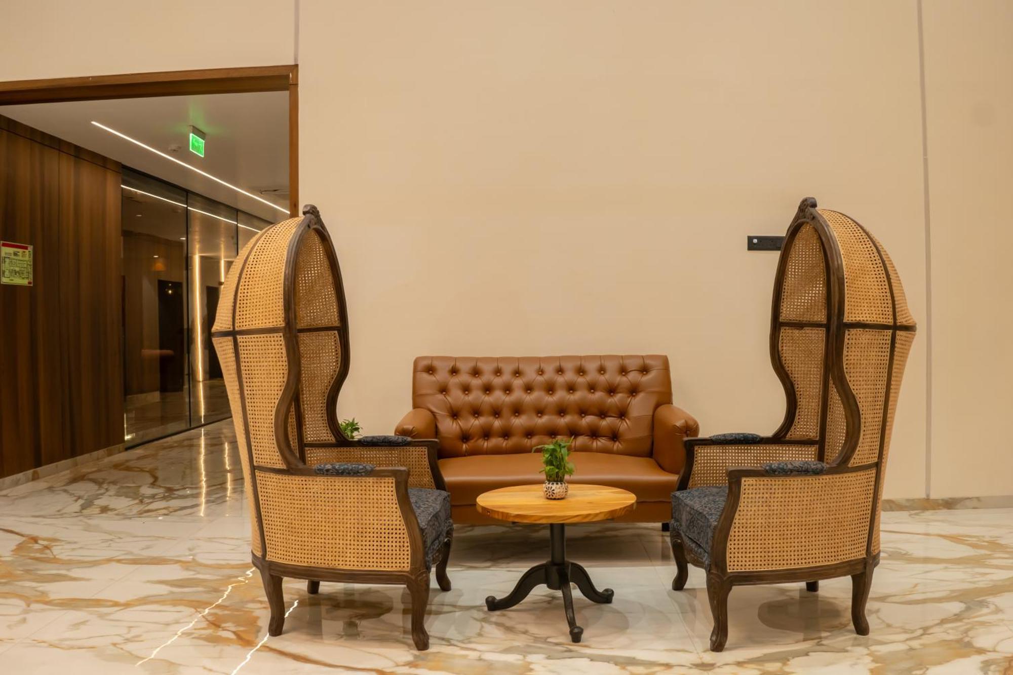 Hotel Pride Elite, Daman Extérieur photo